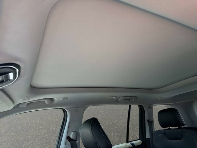 Used 2023 Jeep Grand Cherokee 4WD 4xe image 21