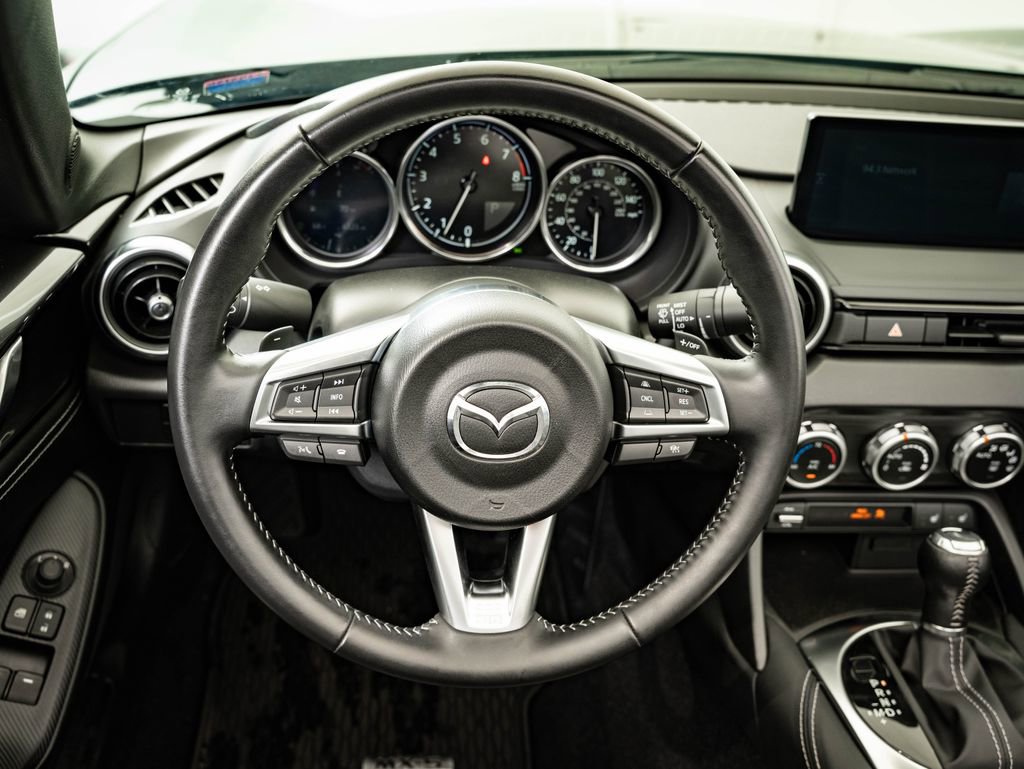 Used 2024 MAZDA MX-5 Miata RF Grand Touring RWD image 43