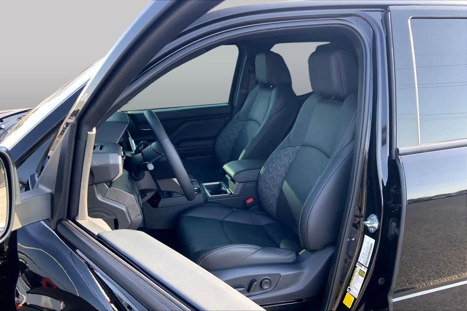 Certified 2026 Toyota Tacoma Limited AWD/4WD image 8