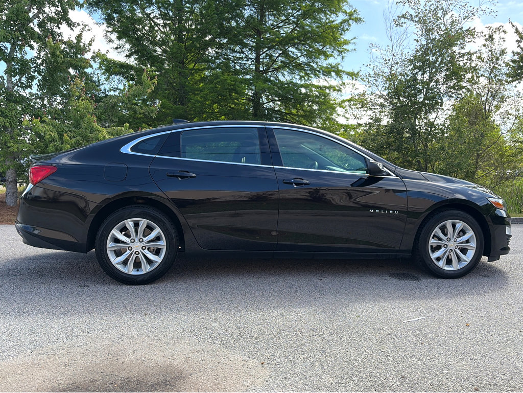 Used 2025 Chevrolet Malibu LT FWD image 24