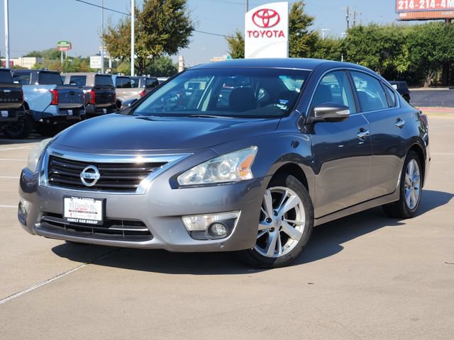 Used 2015 Nissan Altima 2.5 SV w/ Convenience Package FWD image 1