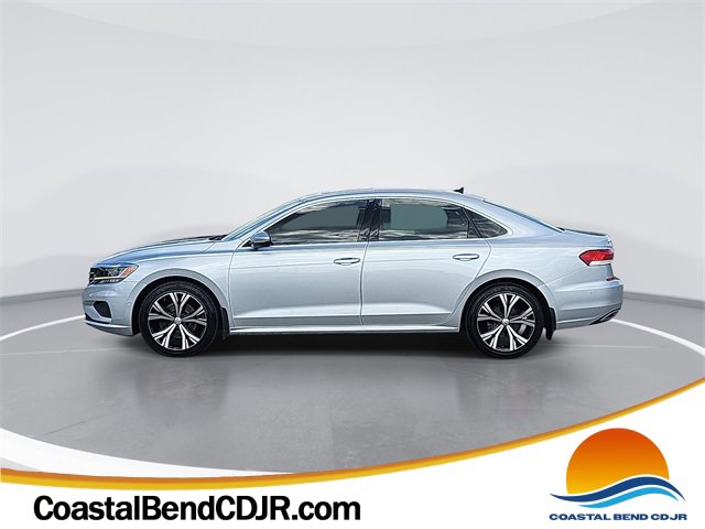 Used 2020 Volkswagen Passat 2.0T SEL image 1
