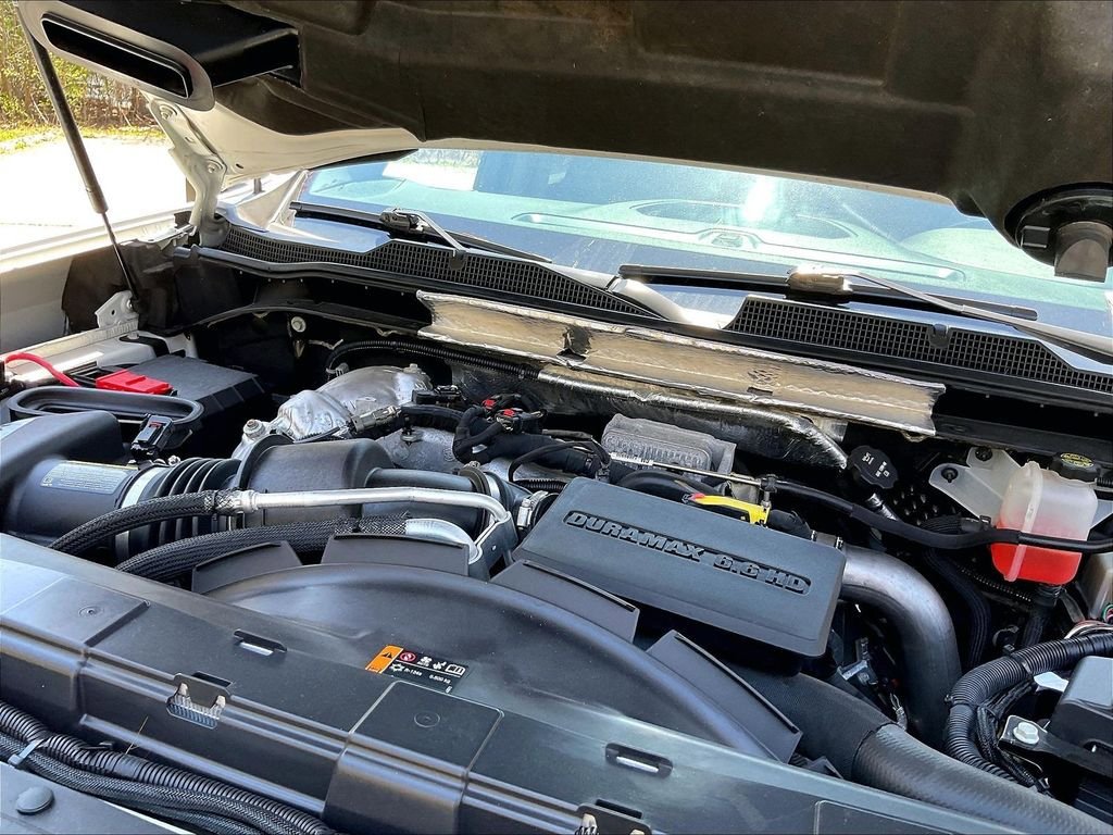 Used 2020 Chevrolet Silverado 2500 LTZ AWD/4WD image 34