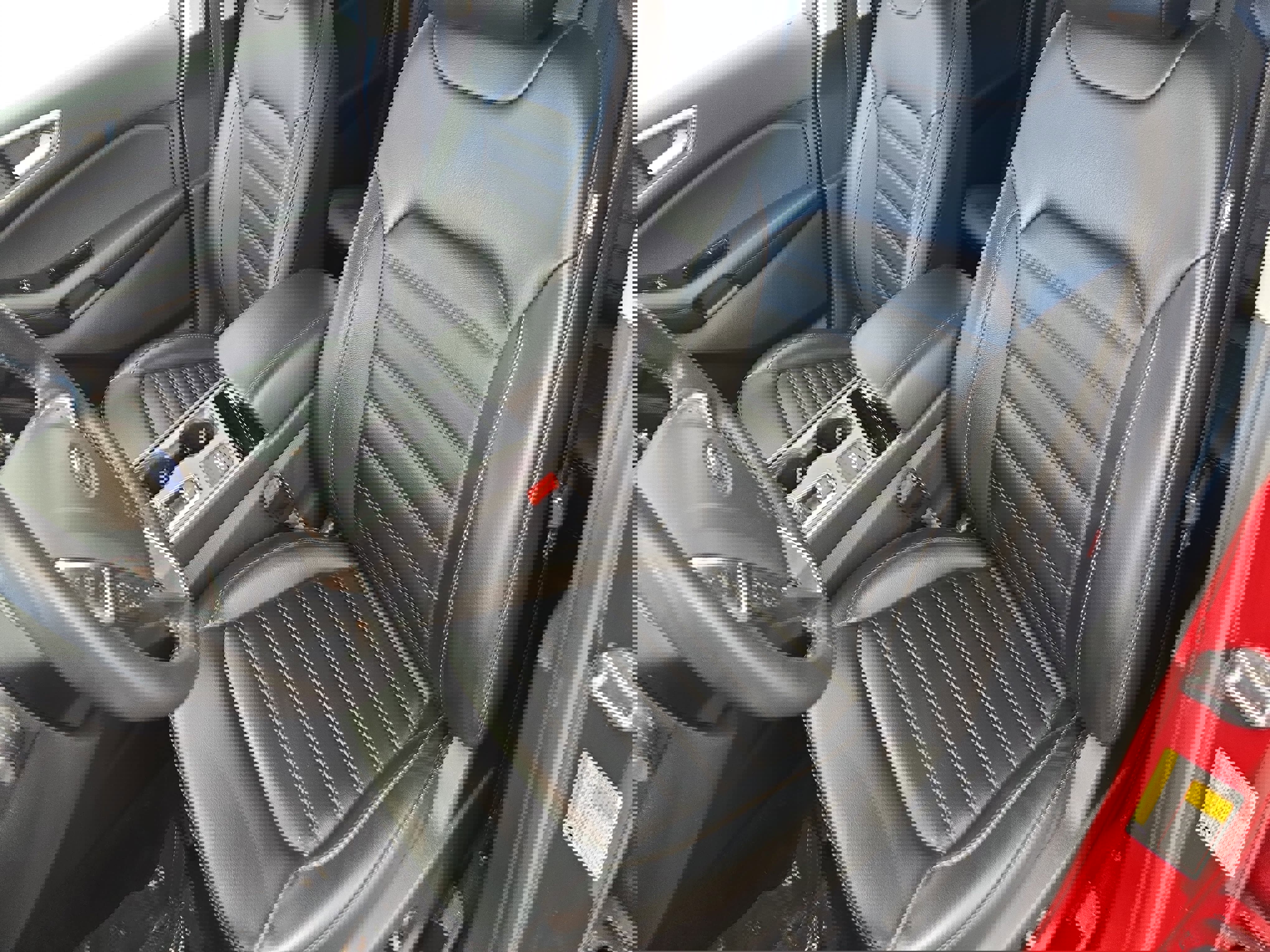 Used 2020 Ford Edge SEL w/ Convenience Package image 15