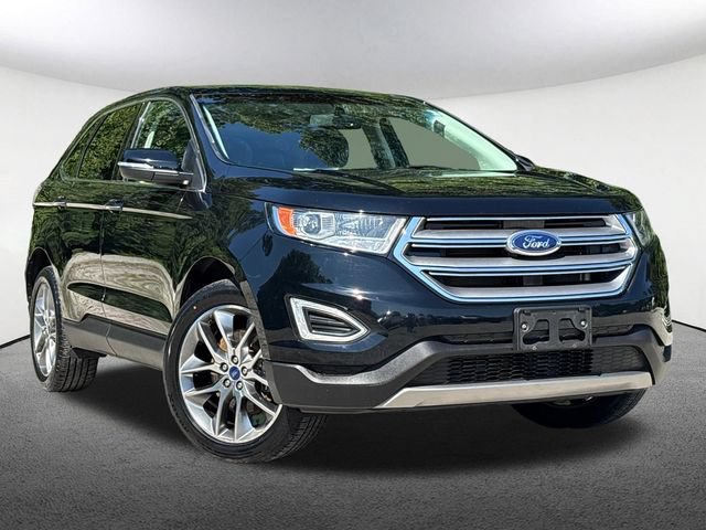 Used 2016 Ford Edge Titanium w/ Equipment Group 301A AWD/4WD image 2