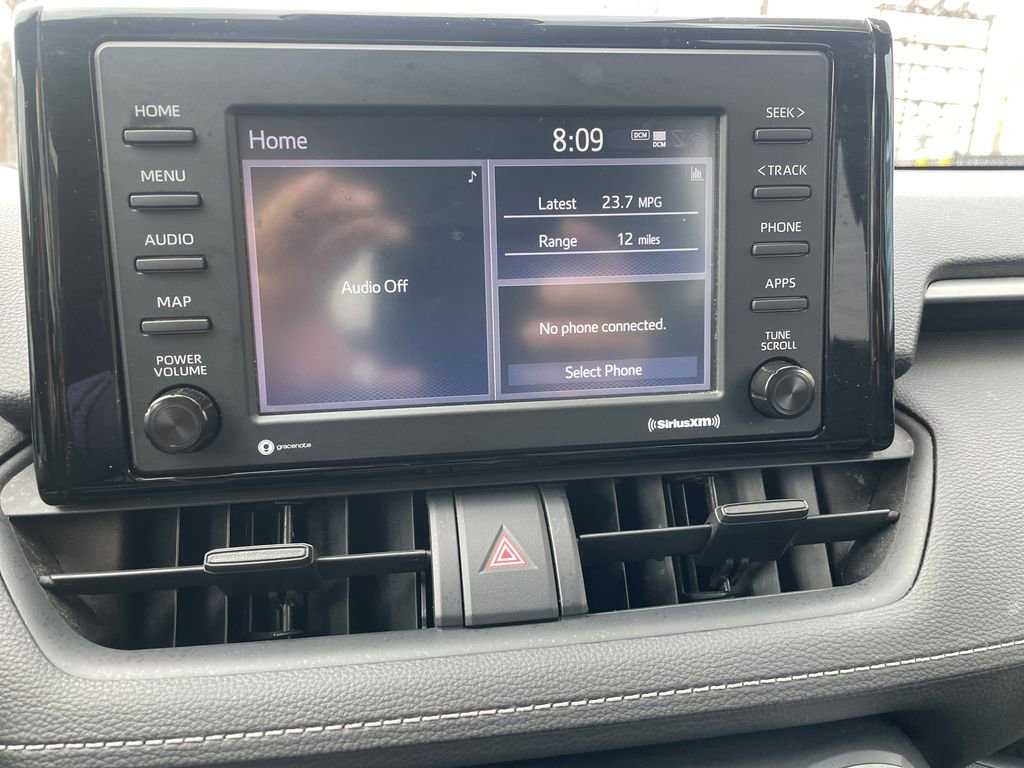 Used 2021 Toyota RAV4 XLE w/ Carpet Mat Package (TMS) image 18