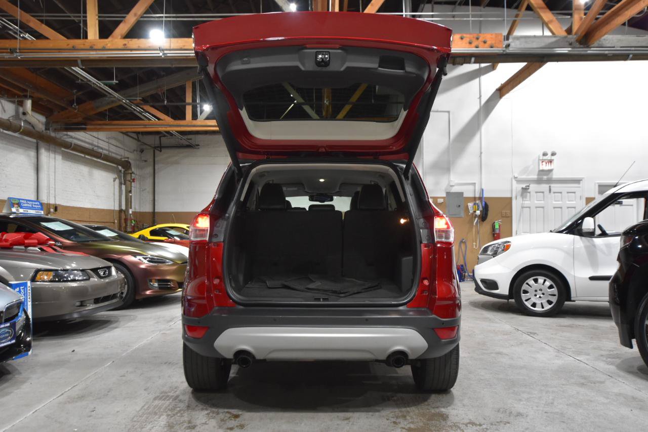 Used 2014 Ford Escape Titanium FWD image 38