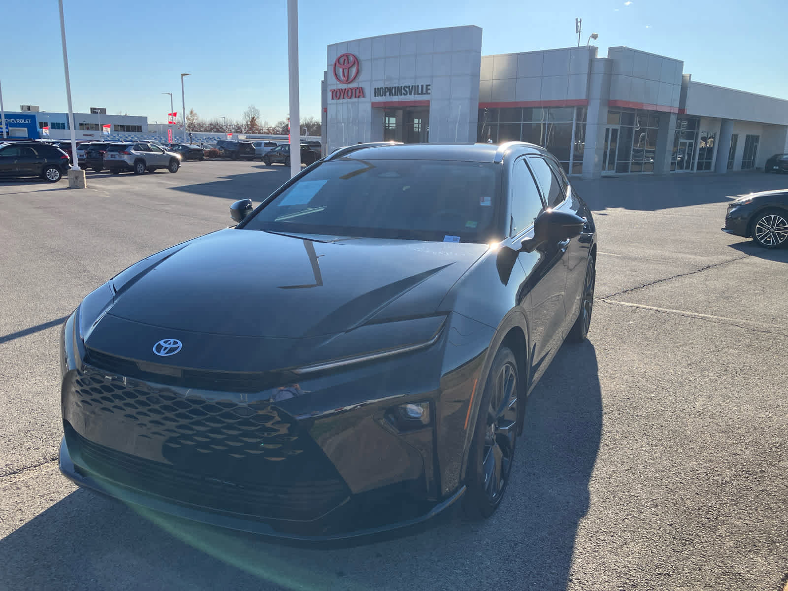 Used 2025 Toyota Crown Signia Limited image 3