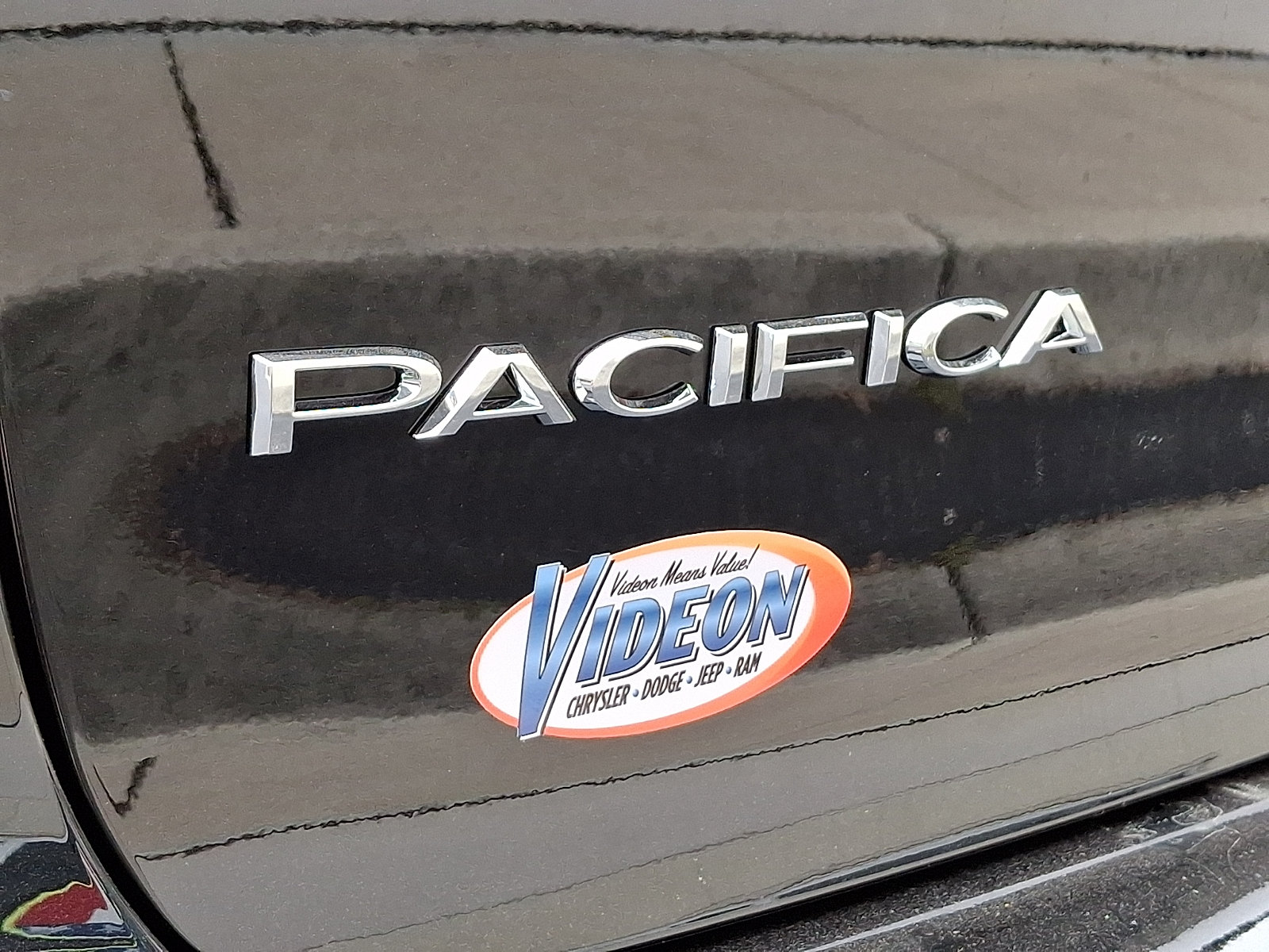 New 2027 Chrysler Pacifica Limited AWD/4WD image 19