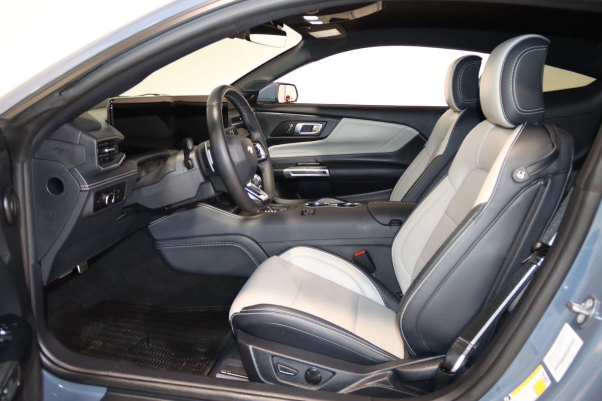 Used 2024 Ford Mustang GT Premium RWD image 39