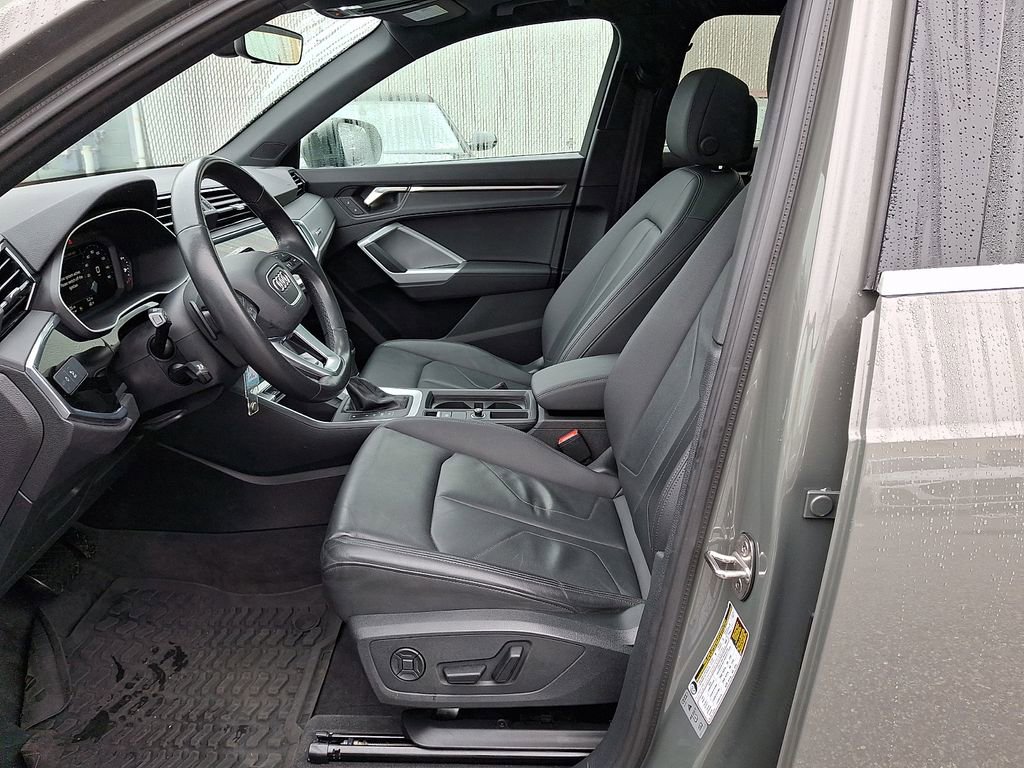 Used 2023 Audi Q3 2.0T Premium w/ 19" Wheel Package AWD/4WD image 14