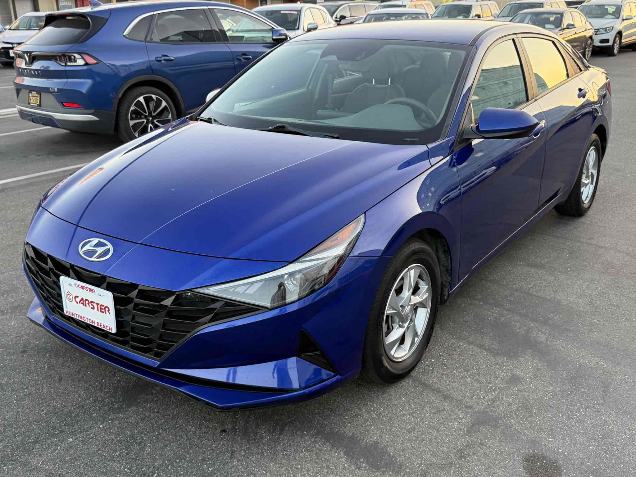 Used 2021 Hyundai Elantra SE image 5