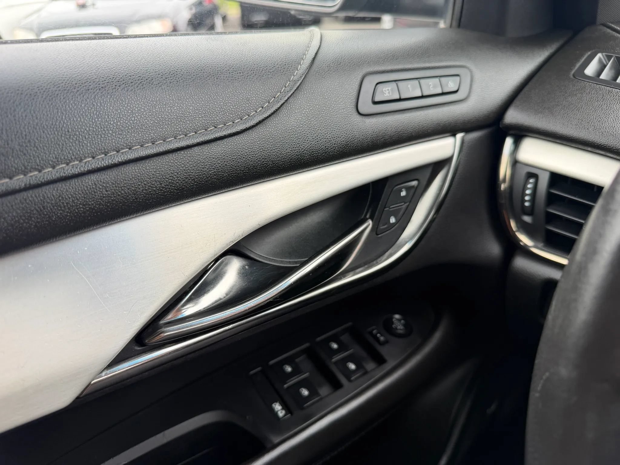 Used 2014 Cadillac ATS Luxury w/ Cold Weather Package AWD/4WD image 29