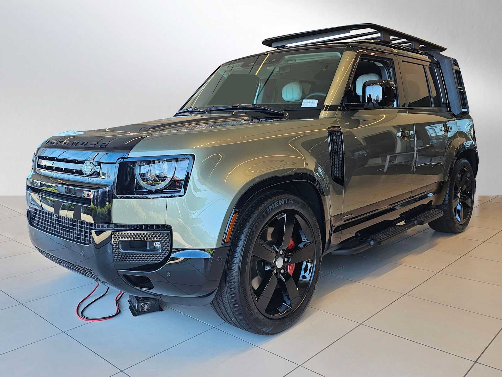 New 2025 Land Rover Defender 110 X AWD/4WD image 1