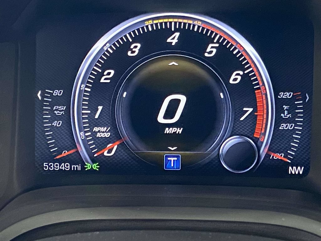 Used 2015 Chevrolet Corvette Z06 w/ 3LZ Preferred Equipment Group RWD image 31