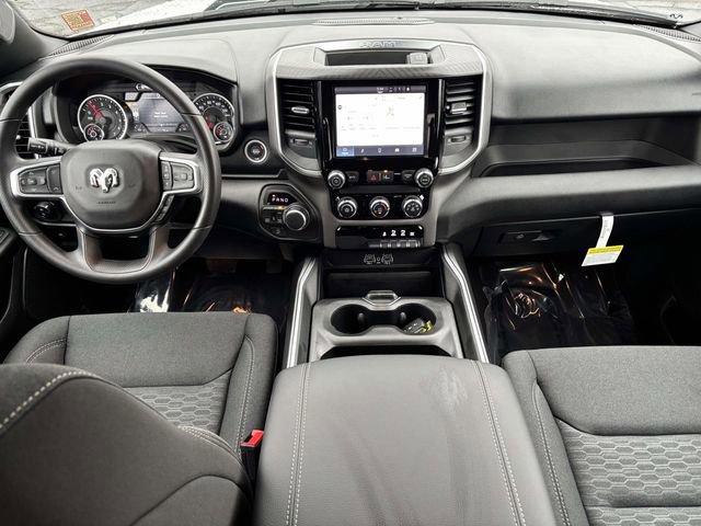 New 2026 RAM 1500 Express AWD/4WD image 3