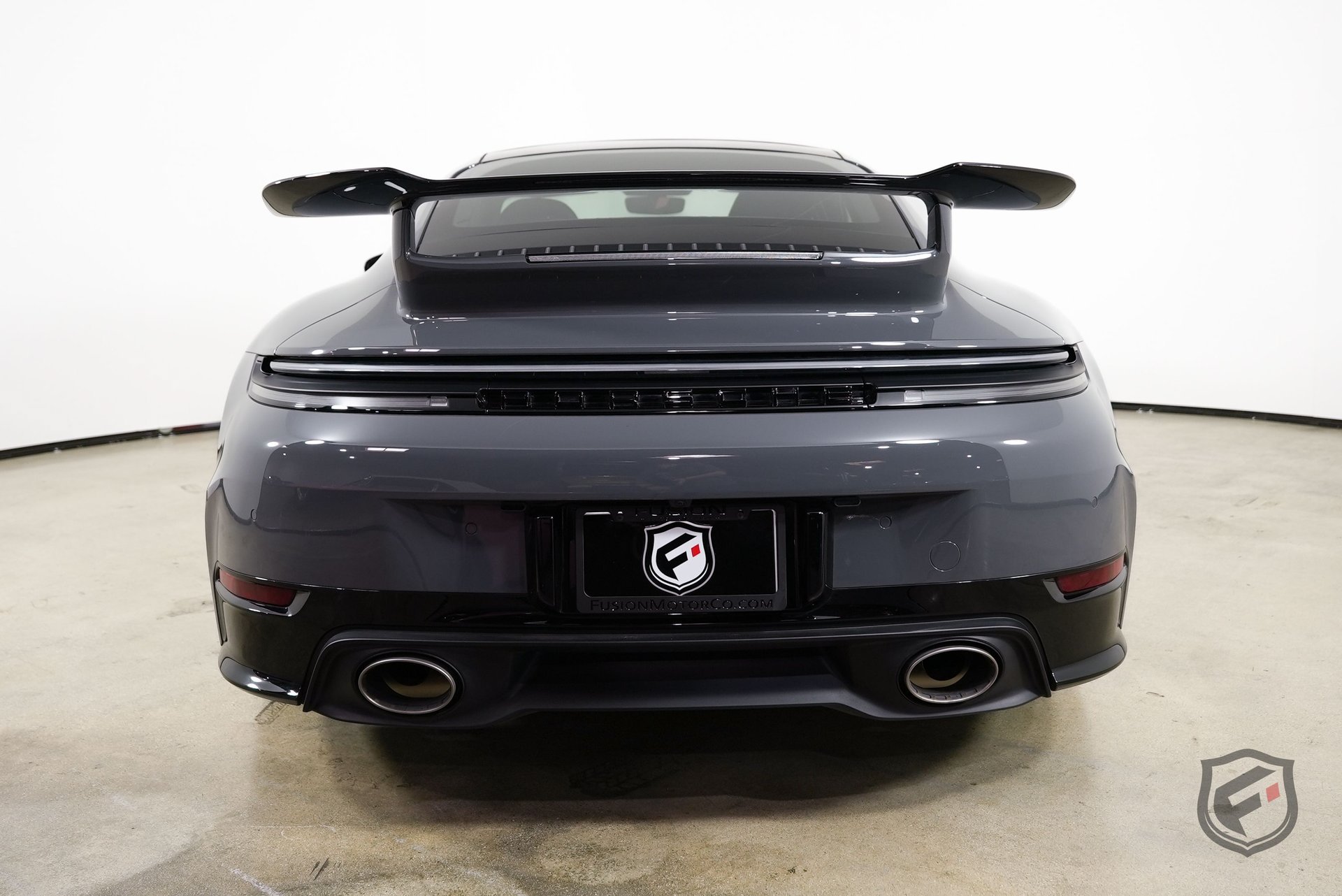 Used 2025 Porsche 911 Carrera RWD image 8