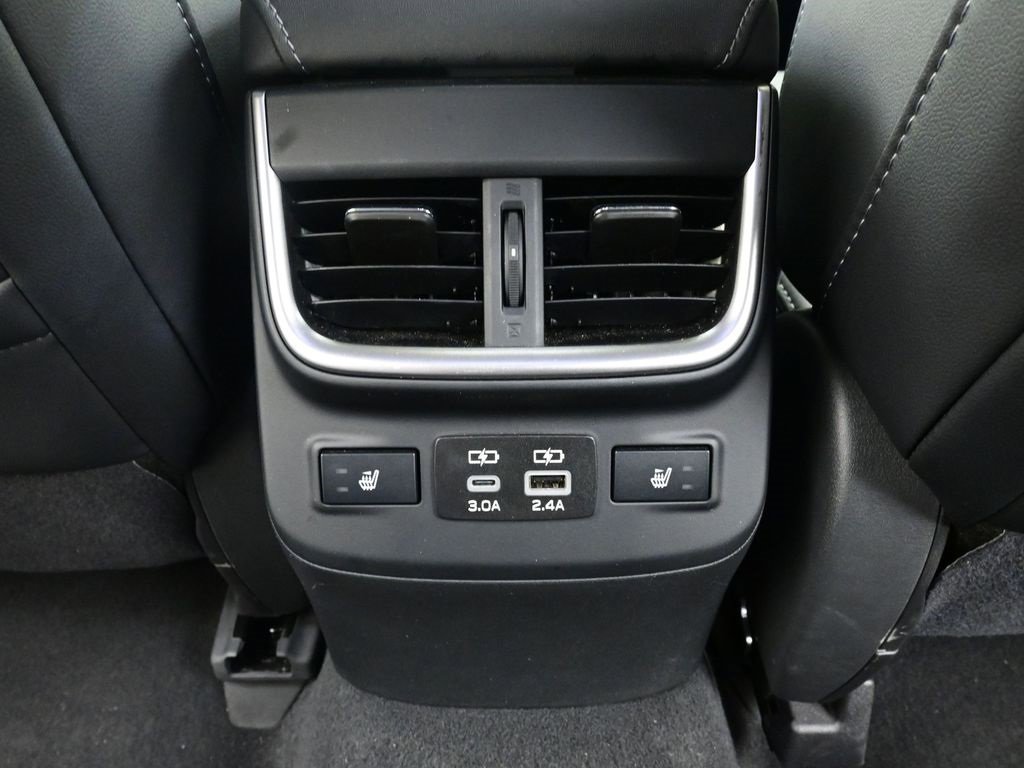 Used 2024 Subaru Outback Limited image 17