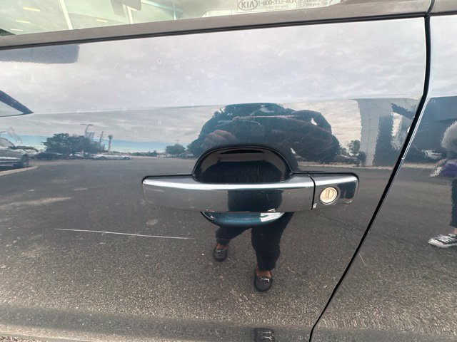 Used 2017 Kia Soul + FWD image 9