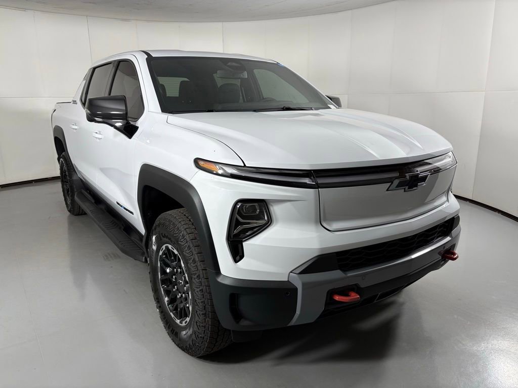 New 2026 Chevrolet Silverado EV Trail Boss image 2