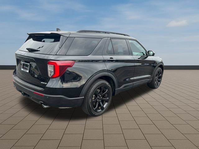 Used 2023 Ford Explorer ST-Line w/ Class IV Trailer Tow Package AWD/4WD image 7