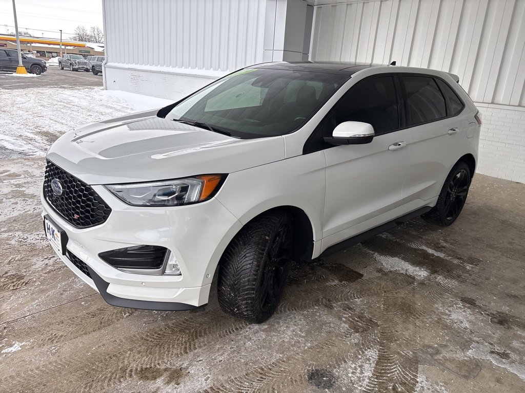 Used 2020 Ford Edge ST w/ Equipment Group 401A image 3