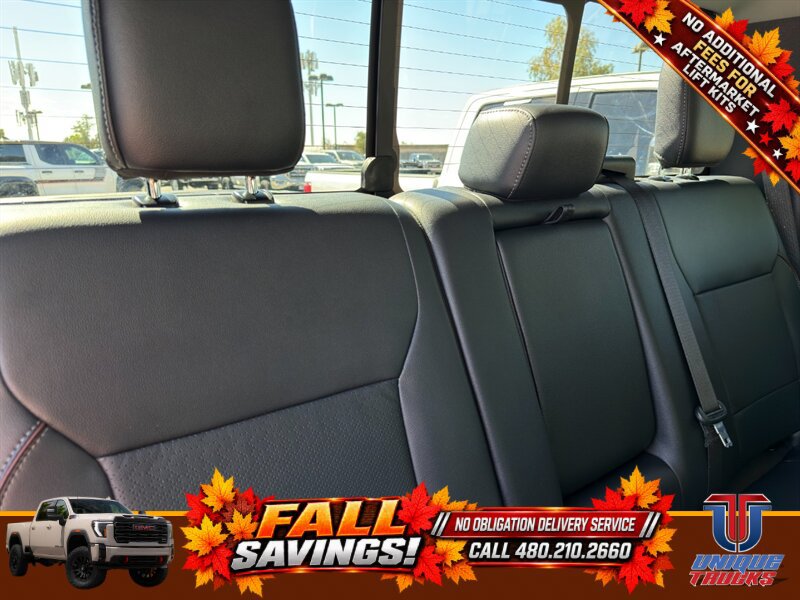 Used 2023 Ford F350 Lariat w/ FX4 Off-Road Package AWD/4WD image 24