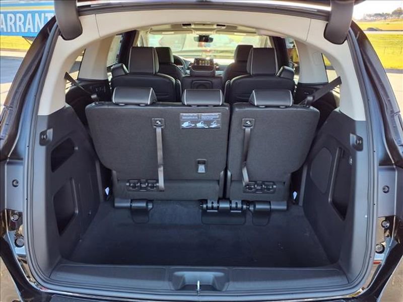 New 2026 Honda Odyssey Touring image 26