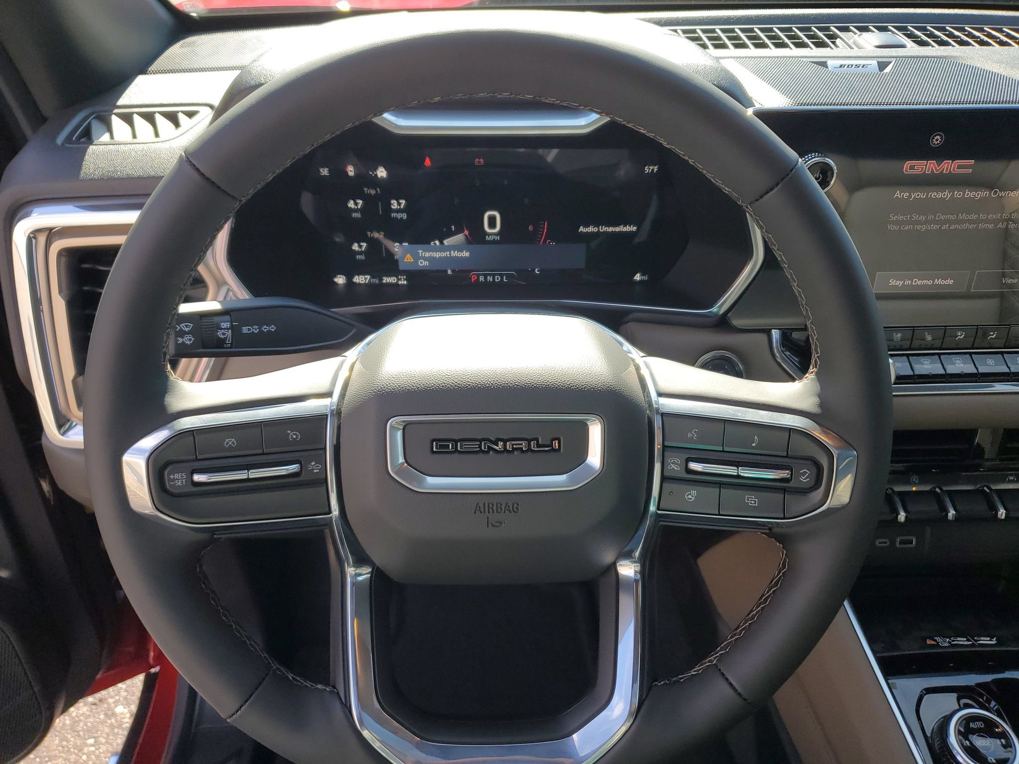 New 2026 GMC Canyon Denali w/ LPO, Black Badging Package AWD/4WD image 20
