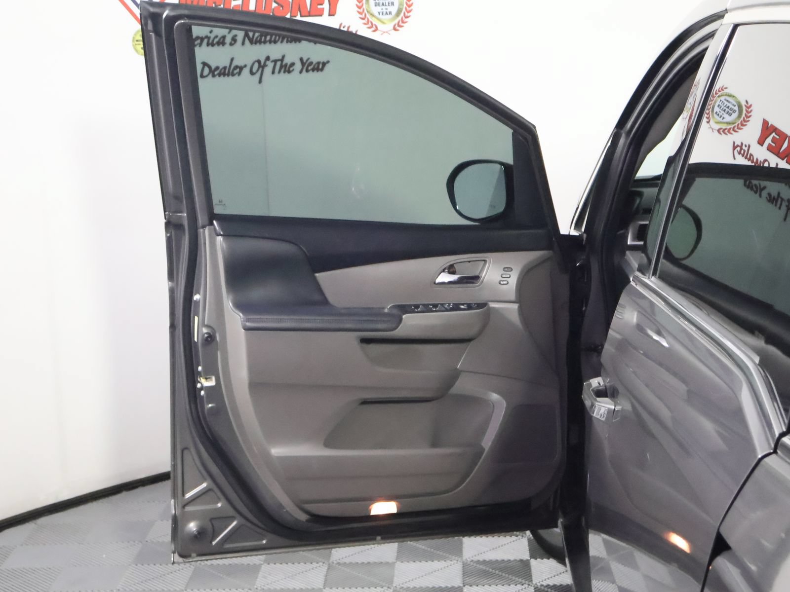 Used 2016 Honda Odyssey Touring image 24