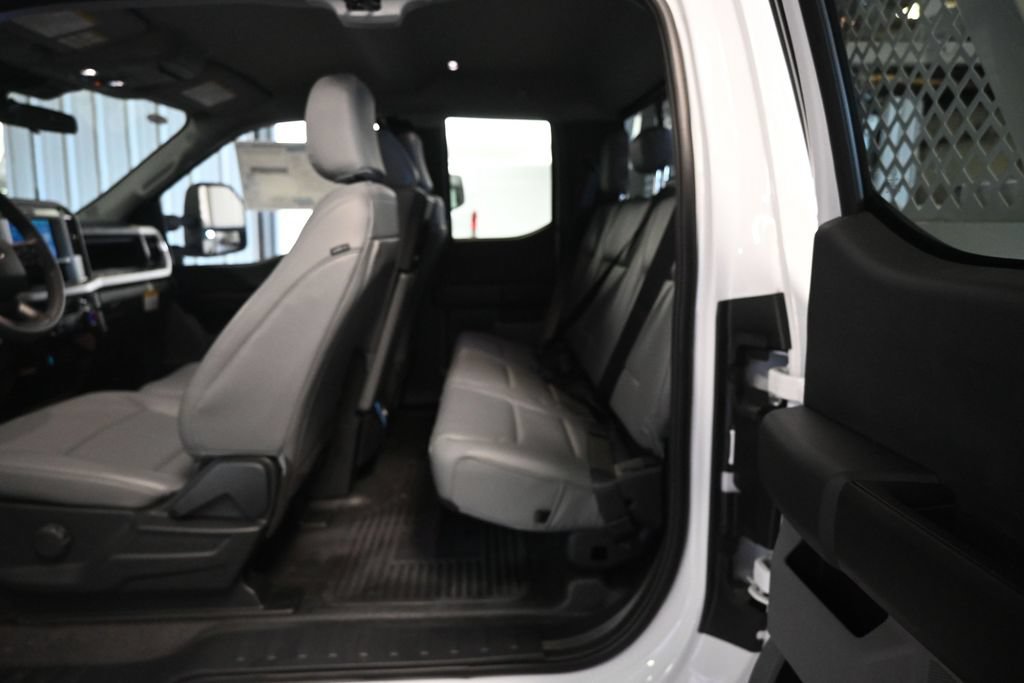 New 2026 Ford F350 XL w/ XL Chrome Package RWD image 19