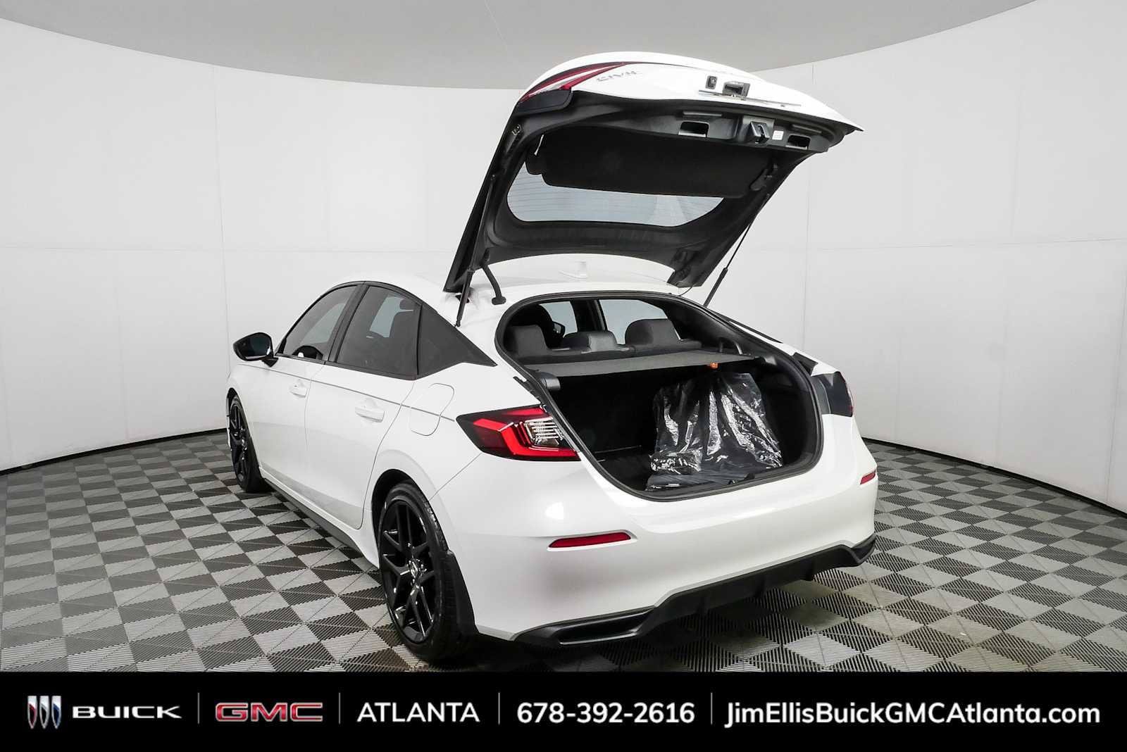 Used 2025 Honda Civic Sport image 27