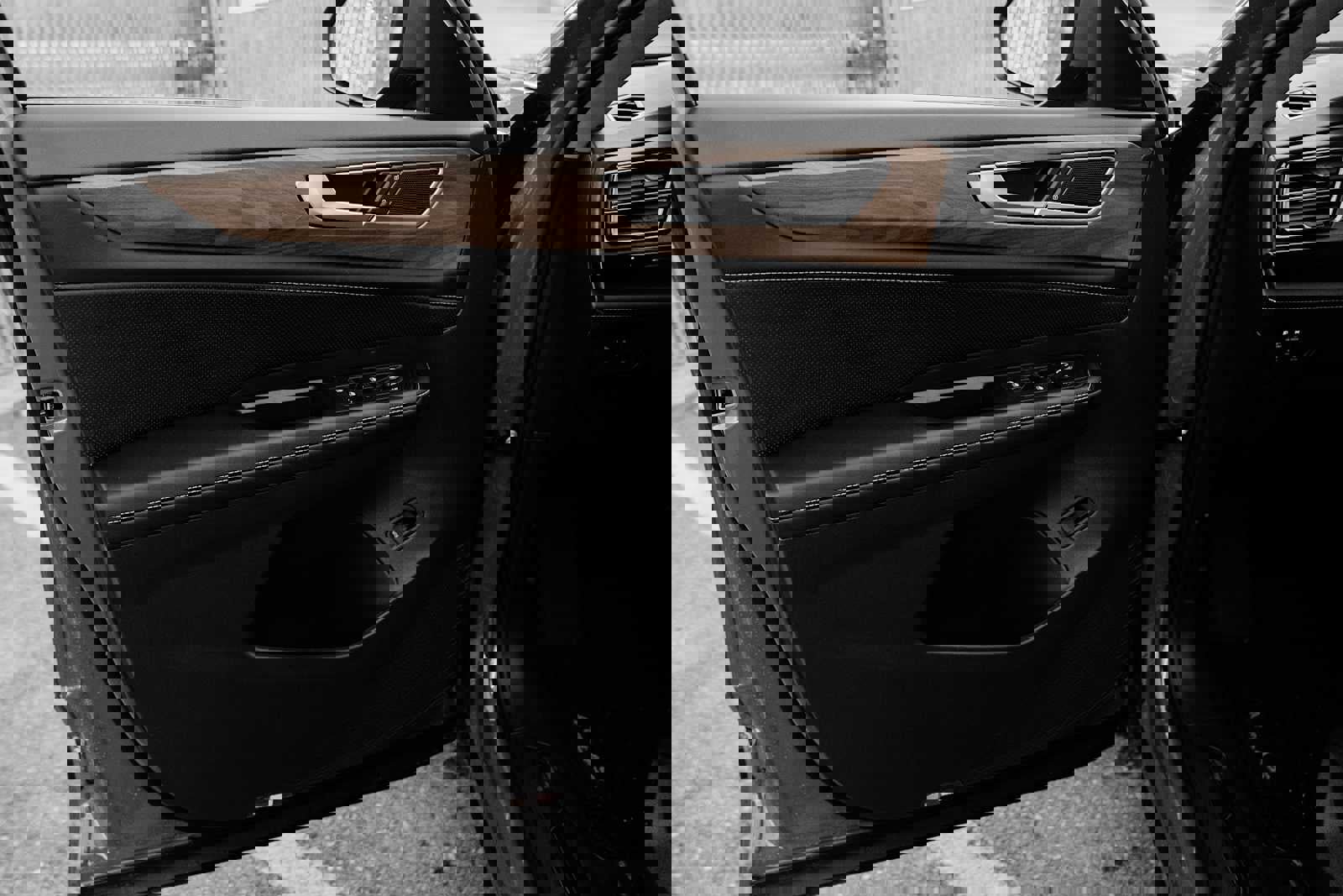 New 2026 Volkswagen Atlas SE image 19