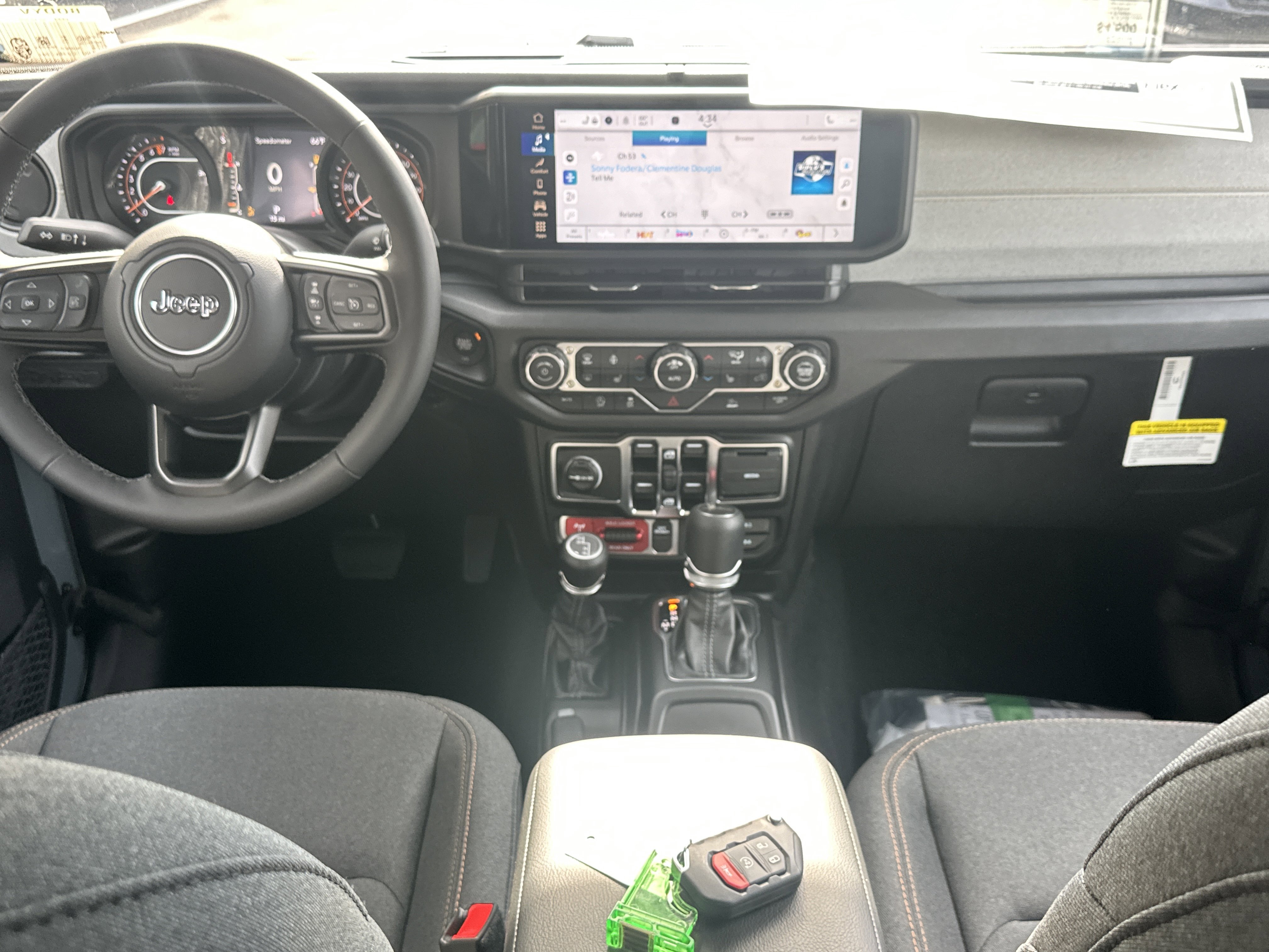 New 2026 Jeep Gladiator Willys image 32