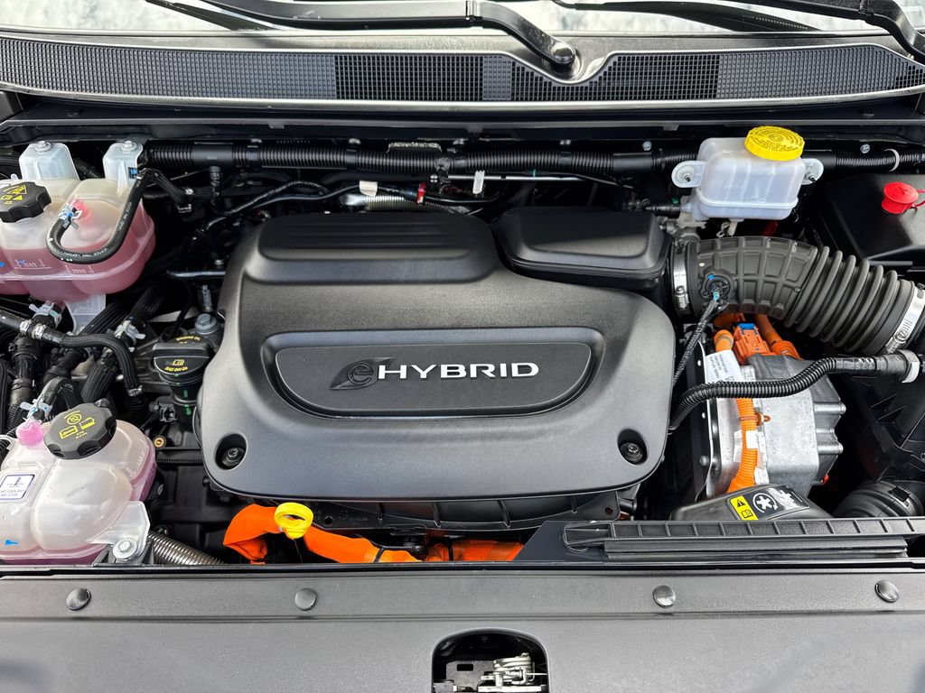 Used 2022 Chrysler Pacifica Pinnacle FWD image 9