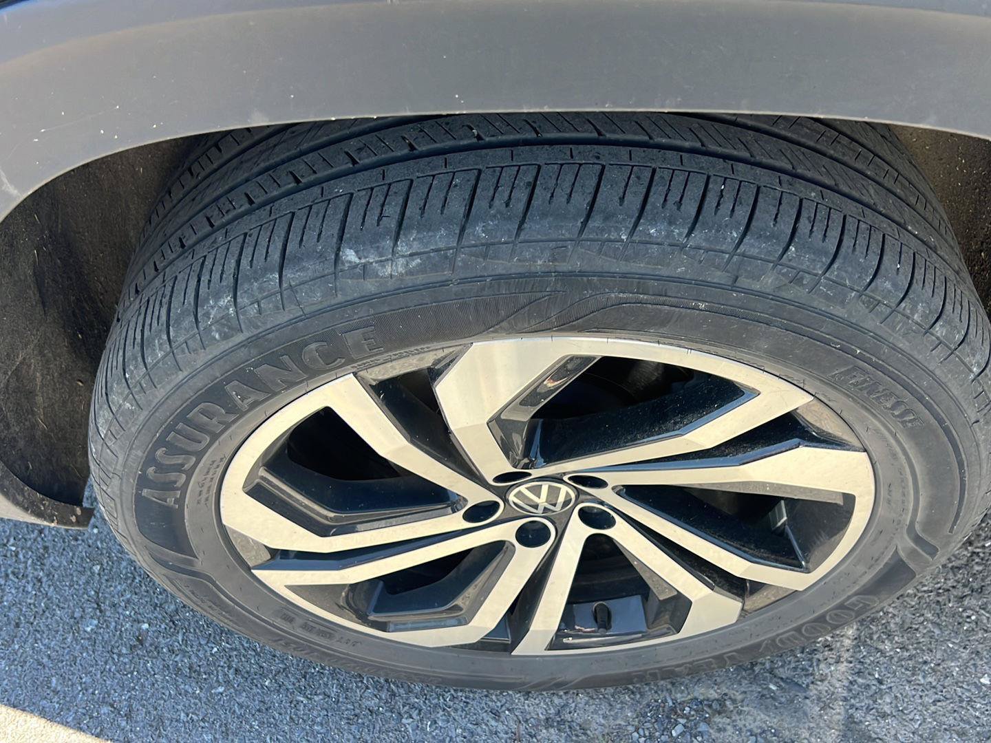 Used 2023 Volkswagen Atlas SEL AWD/4WD image 10