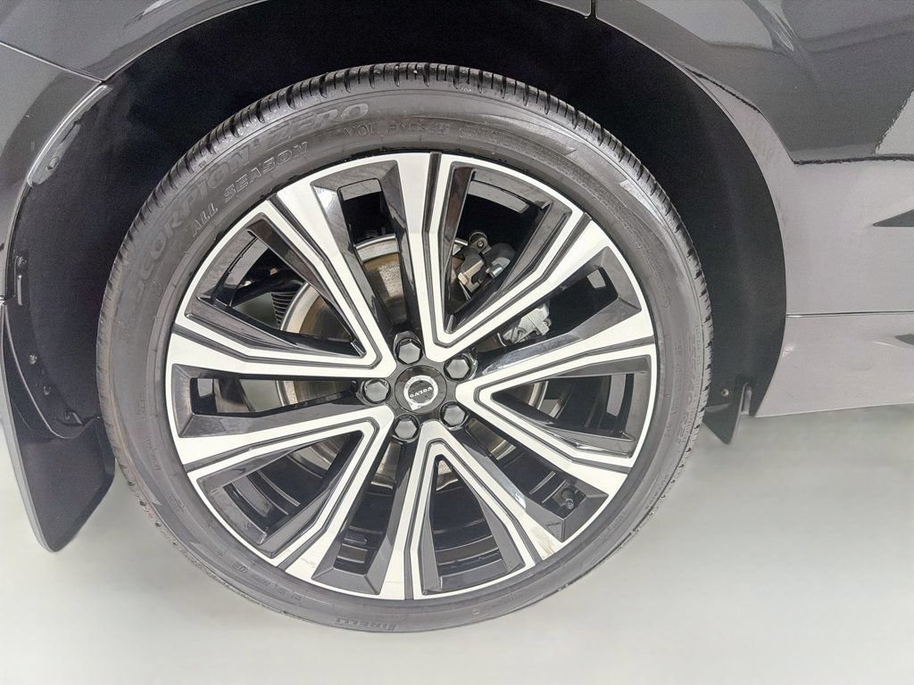 Used 2023 Volvo XC60 B5 Ultimate AWD/4WD image 36