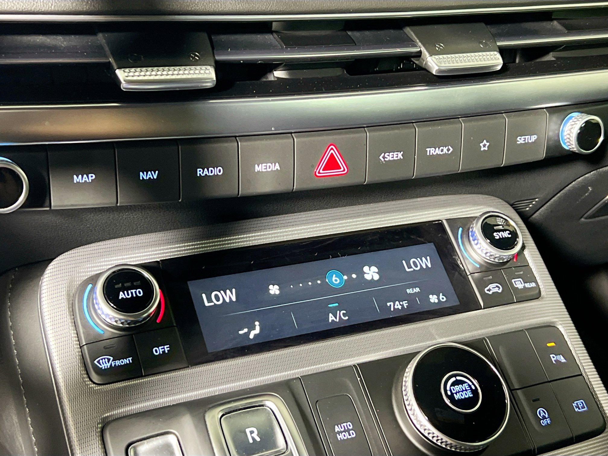 Used 2025 Hyundai Palisade Calligraphy image 27