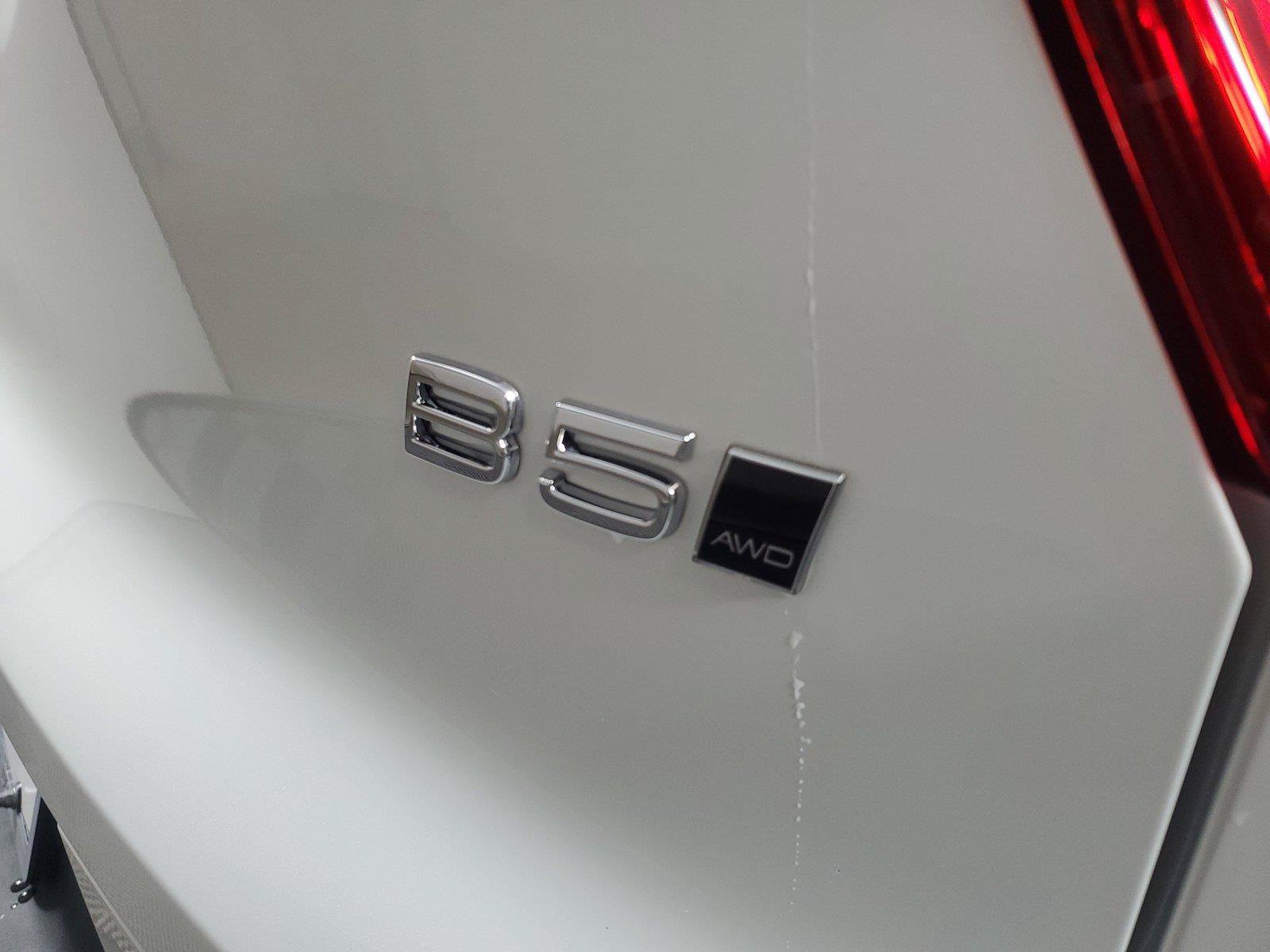 New 2026 Volvo XC40 B5 Plus w/ Protection Package Premier AWD/4WD image 7