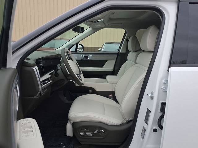 Used 2025 Hyundai Santa Fe Calligraphy AWD/4WD image 11