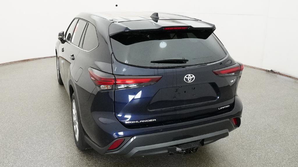 New 2026 Toyota Highlander Limited image 14
