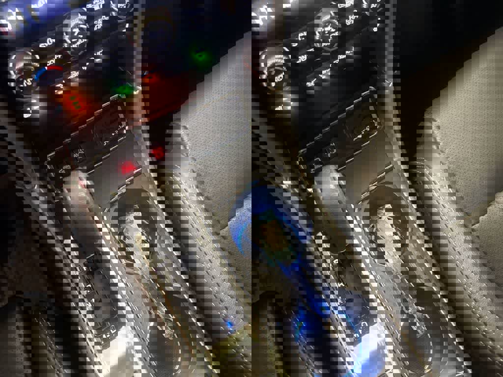 Used 2021 Subaru Ascent Limited w/ Technology Package image 36