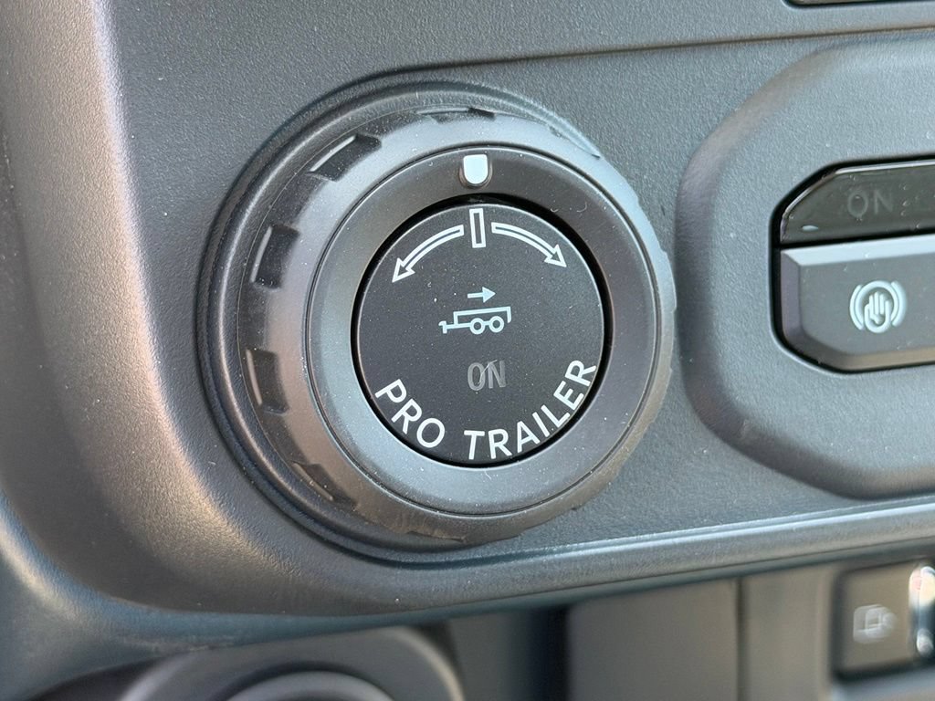 New 2026 Ford Maverick Lariat AWD/4WD image 13