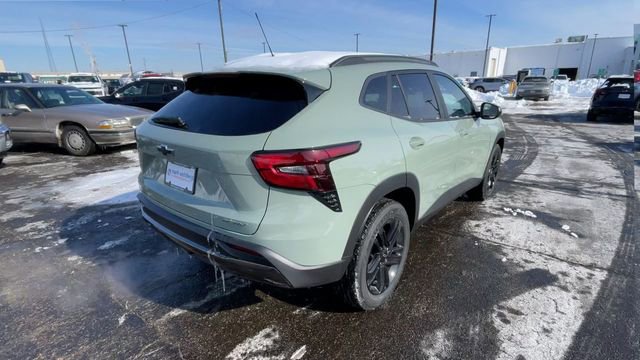 New 2026 Chevrolet Trax ACTIV w/ Sunroof Package image 9