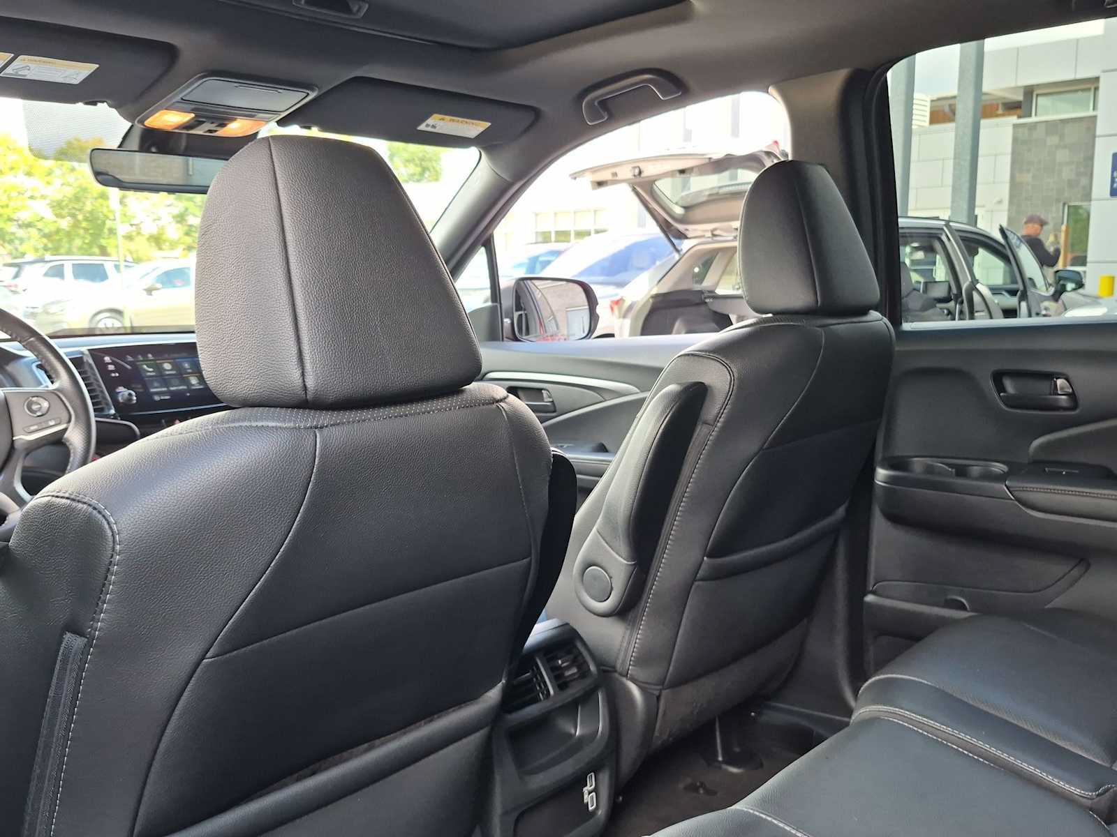 Used 2023 Honda Passport EX-L image 18