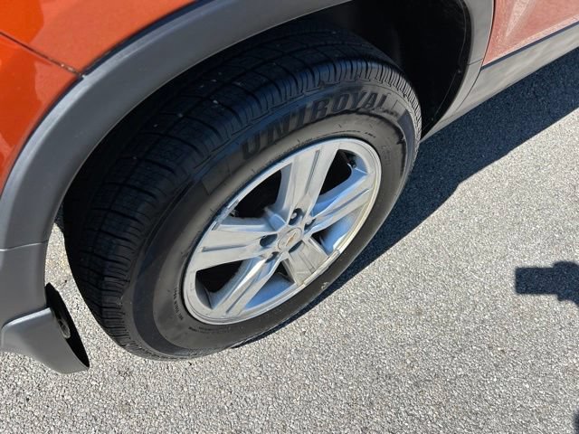 Used 2015 Chevrolet Trax LT w/ LT Plus Package AWD/4WD image 19