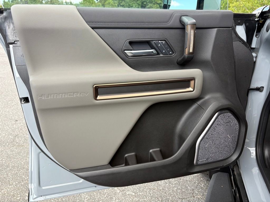 New 2025 GMC Hummer EV 3X w/ LPO, Sport Package image 38