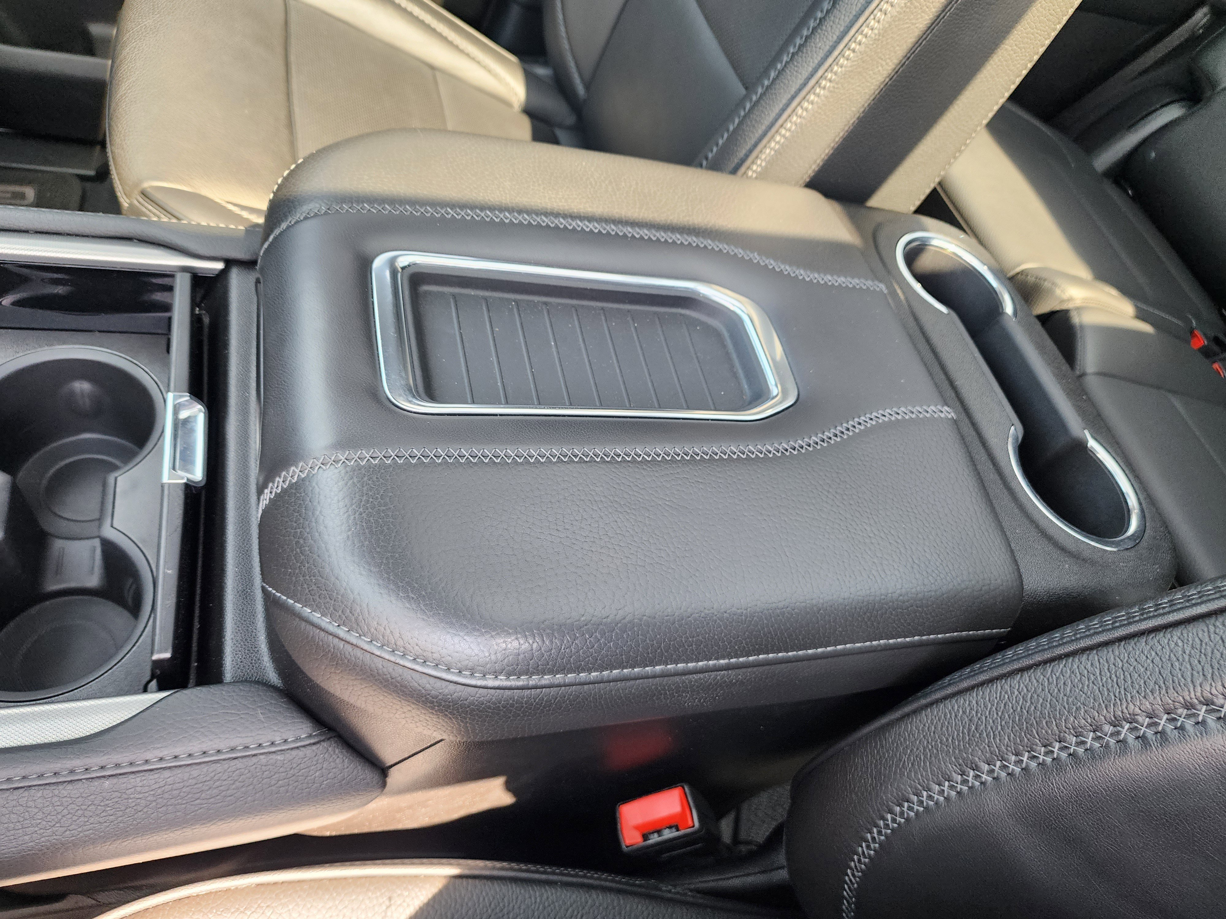 Used 2023 GMC Yukon Denali image 38