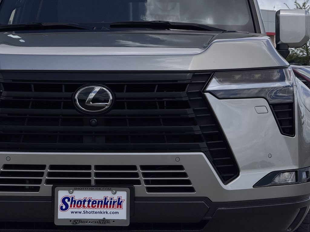 Used 2024 Lexus GX 550 w/ Accessory Package (2T) AWD/4WD image 8