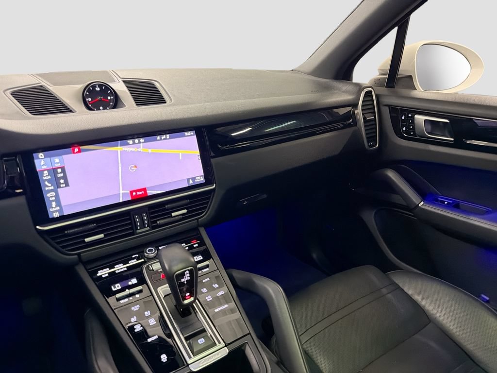 Certified 2020 Porsche Cayenne AWD/4WD image 25